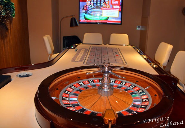 jogo de cassino tambem conhecido como 21